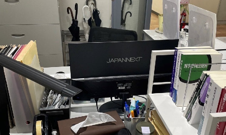 7/2より放送開始の日本テレビ系新日曜ドラマ『CODE ー願いの代償ー』に、JAPANNEXTのモニターを美術提供致しました。