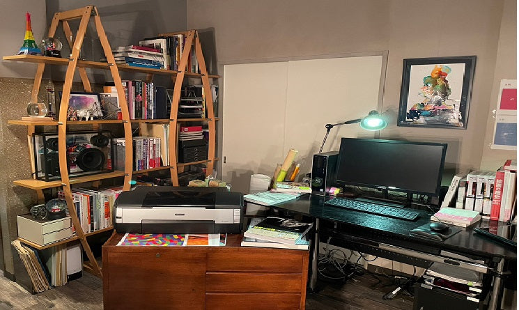 6/12放送の大人気ドラマ『風間公親-教場0-』第10話にJAPANNEXTのモニターが登場しました。