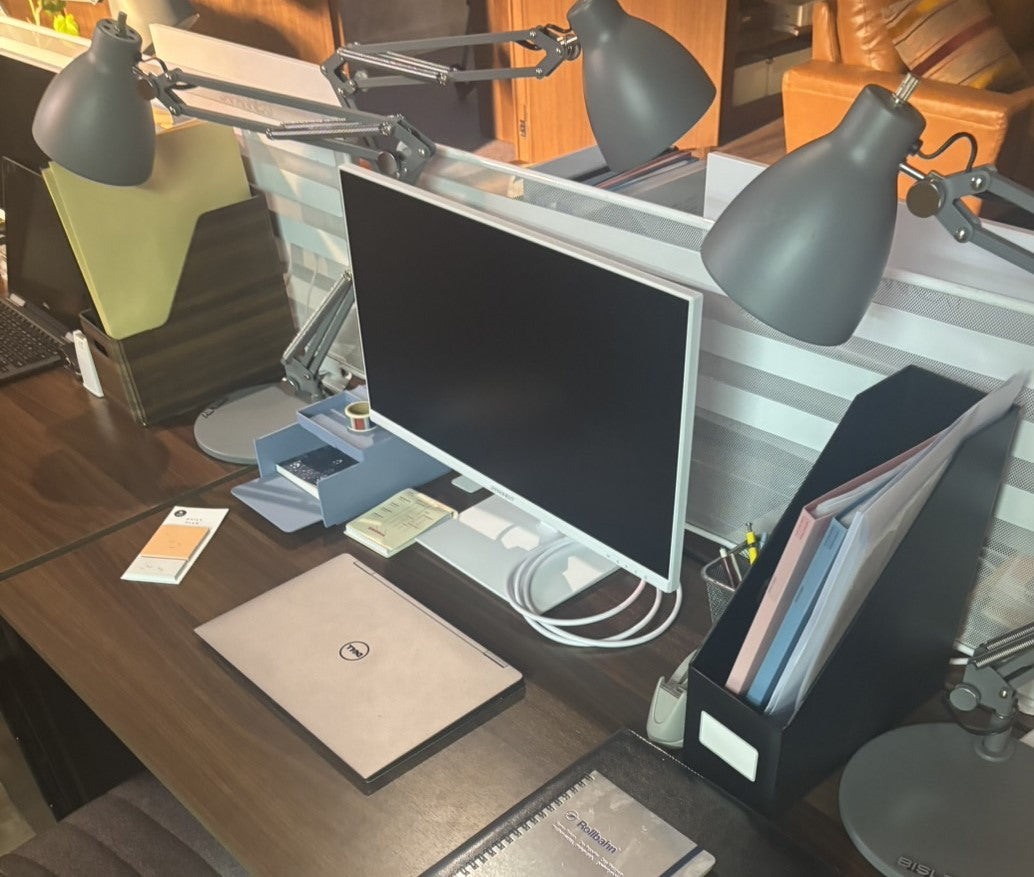 日テレ毎週金曜深夜に放送中の大人気ドラマ「離婚弁護士 スパイダー ~慰謝料争奪編~」に、JAPANNEXTのモニターを美術協力いたしました!