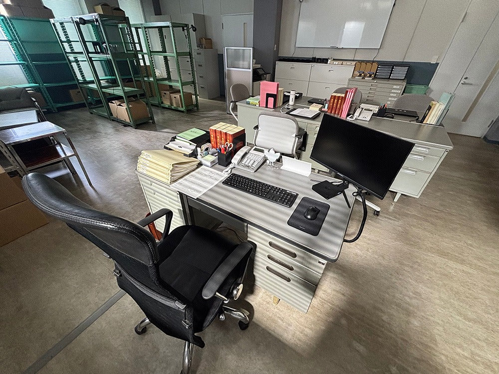 「おコメの女ー国税局資料調査課・雑国室ー」に、JAPANNEXTのモニターを美術協力させていただきました！